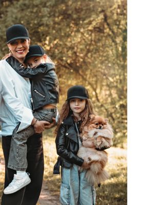 Značka YOU AND ME není pouze o rodině, ale také o přátelství 🤍 KŠILTOVKY jsou nyní jako jeden z produktů s 🚙DOPRAVOU...